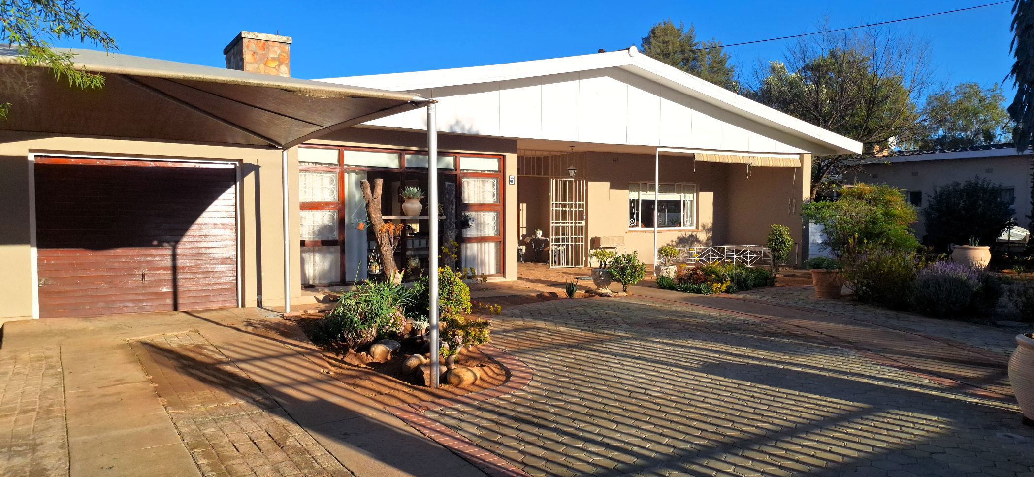 House for sale in Wesbank, Oudtshoorn - 1OU1705856