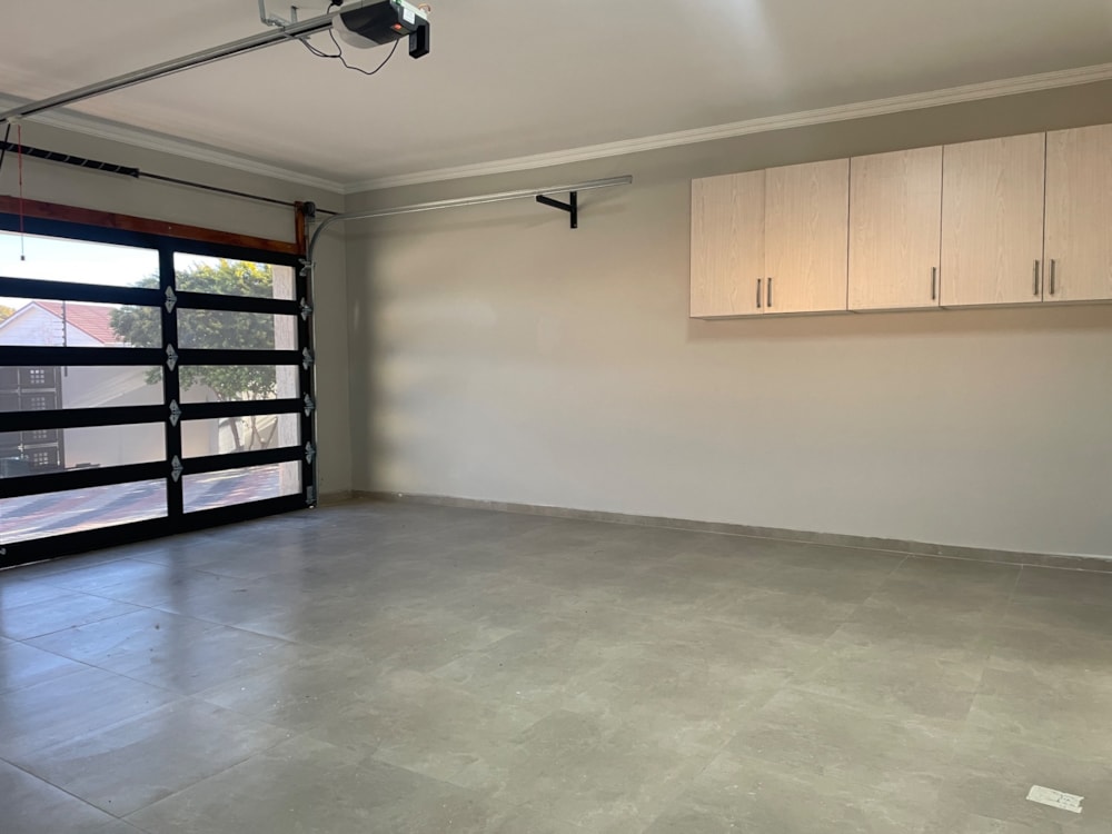 House for sale in Phase 2, Botswana - 3BO1705871 House for sale in Phase 2, Botswana - 3BO1705871