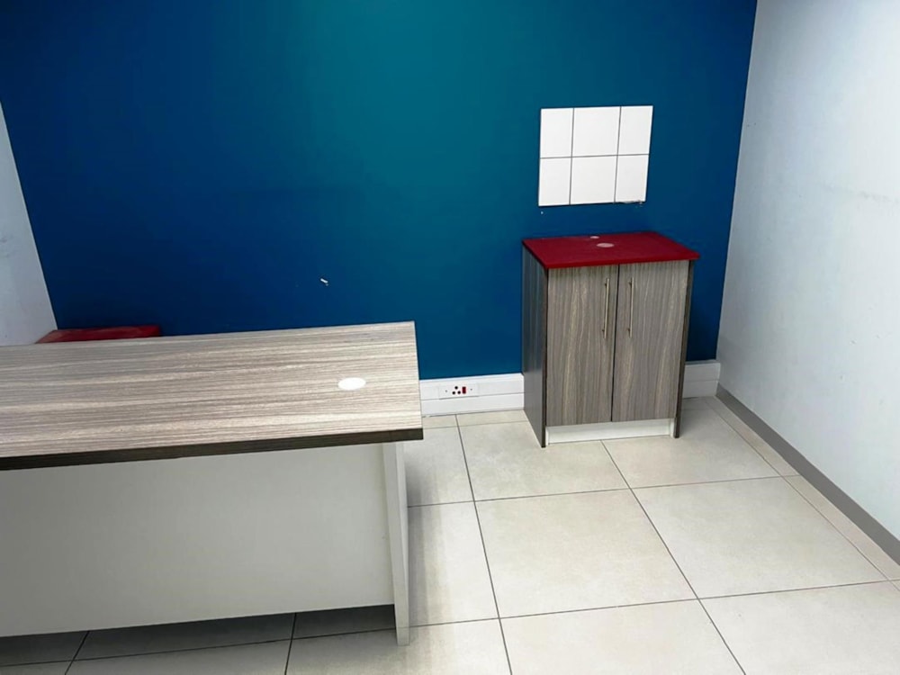 Commercial retail property to rent in Broadhurst industrial, Botswana - 3BO1706051 Commercial retail property to rent in Broadhurst industrial, Botswana - 3BO1706051