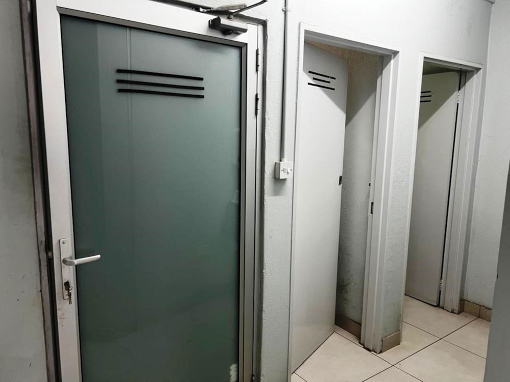 Commercial retail property to rent in Broadhurst industrial, Botswana - 3BO1706051 Commercial retail property to rent in Broadhurst industrial, Botswana - 3BO1706051