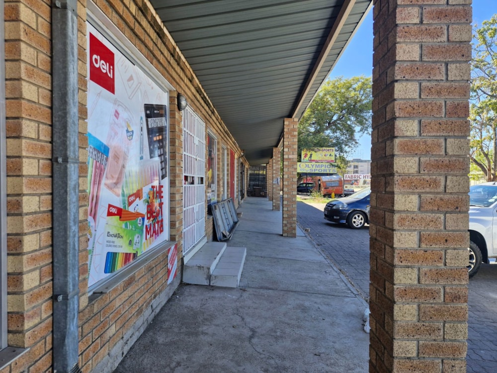 Commercial retail property to rent in Broadhurst industrial, Botswana - 3BO1706051 Commercial retail property to rent in Broadhurst industrial, Botswana - 3BO1706051