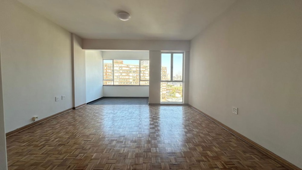 Apartment for sale in North Beach Durban - 1DA1705920 Apartment for sale in North Beach Durban - 1DA1705920