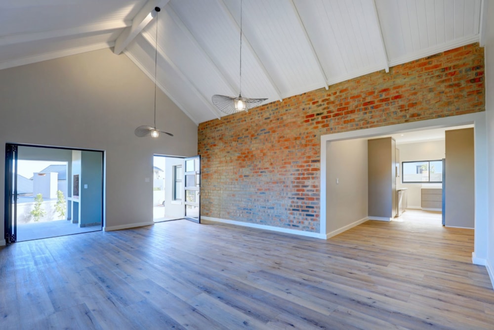 Security estate home for sale in Mont Fleur Mountain Estate - GEO1706034 Security estate home for sale in Mont Fleur Mountain Estate - GEO1706034