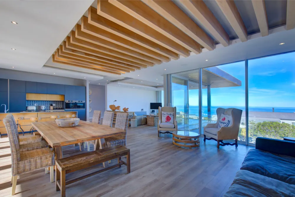 Double-storey house for sale in Pinnacle Point Golf Estate - 1MB1684340 Double-storey house for sale in Pinnacle Point Golf Estate - 1MB1684340