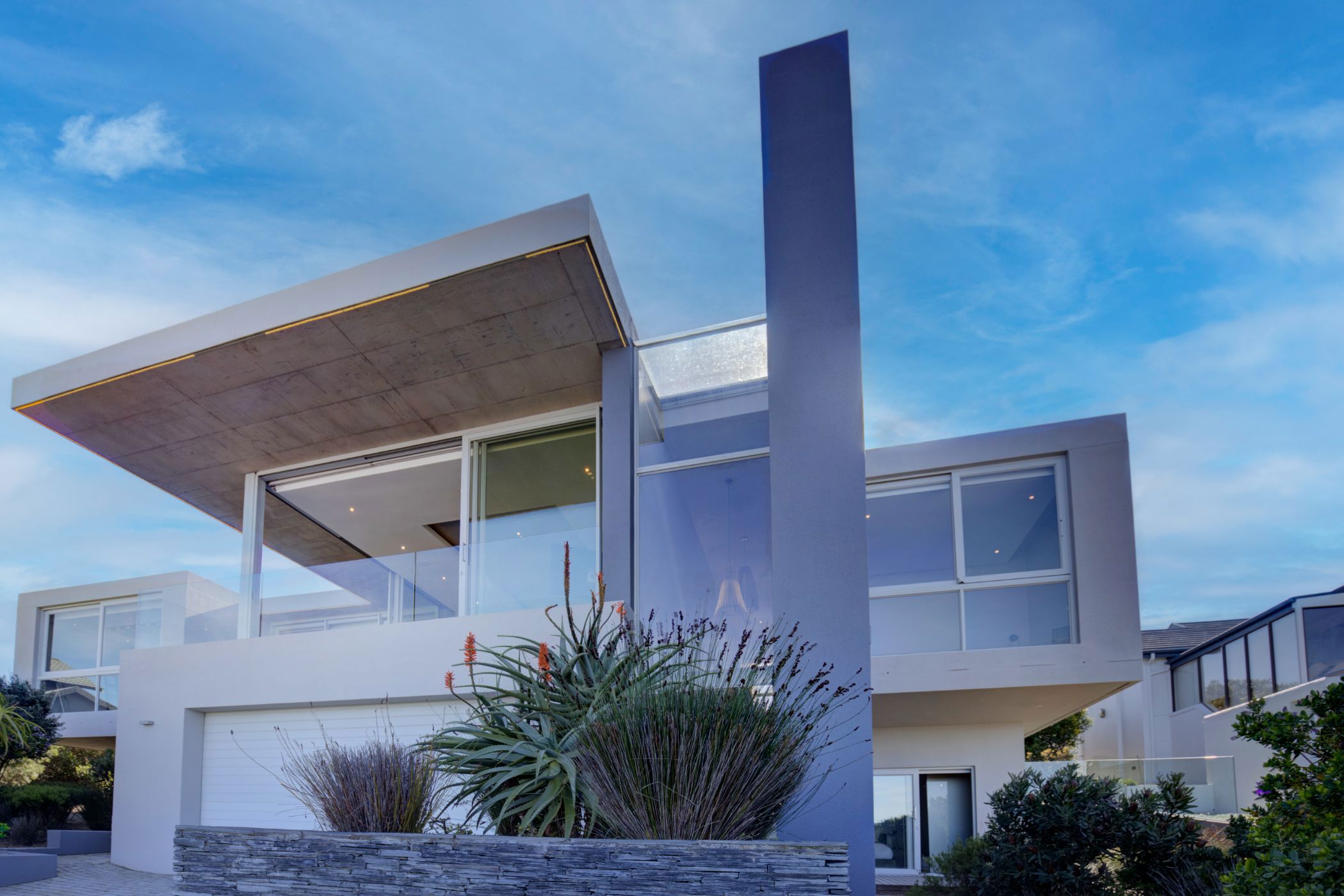 Double-storey house for sale in Pinnacle Point Golf Estate - 1MB1684340