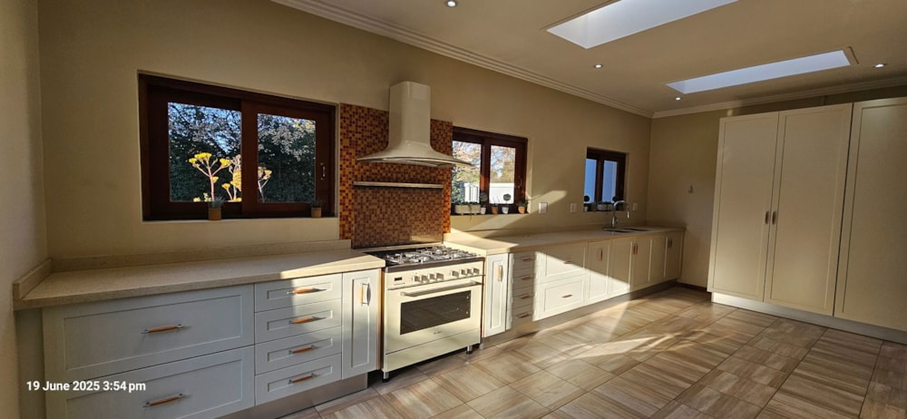 House for sale in Midstream Estate - CN1705062 House for sale in Midstream Estate - CN1705062