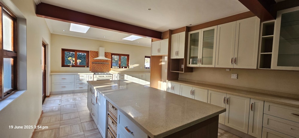 House for sale in Midstream Estate - CN1705062 House for sale in Midstream Estate - CN1705062