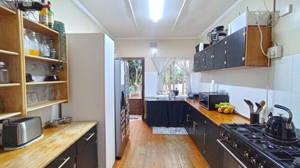 House for sale in Athlone Park - 1WB1704961 House for sale in Athlone Park - 1WB1704961