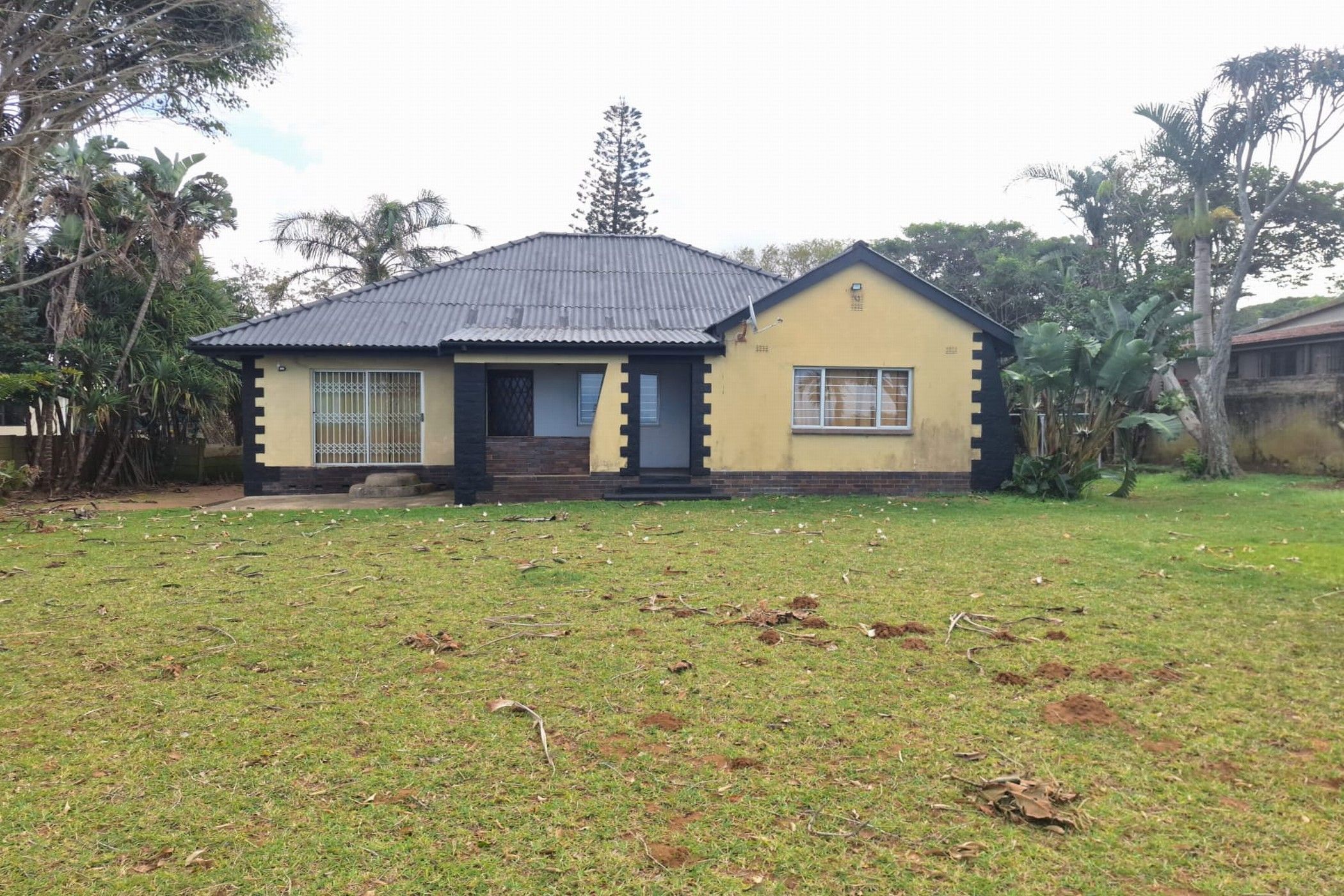 House for sale in Athlone Park - 1WB1704961