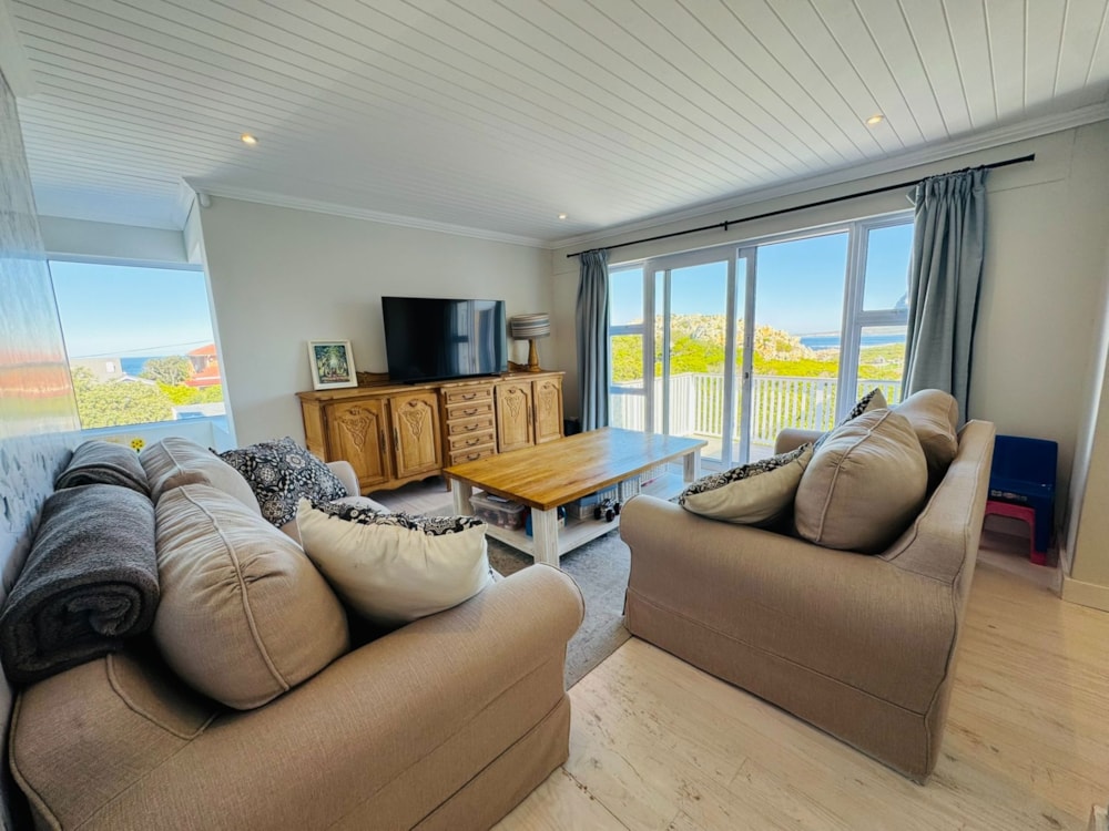 House for sale in Kleinmond - KN1681283 House for sale in Kleinmond - KN1681283