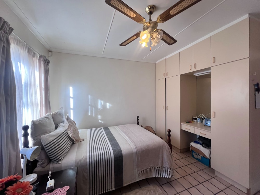 House sold in C-Place - 1JF1705116 House sold in C-Place - 1JF1705116