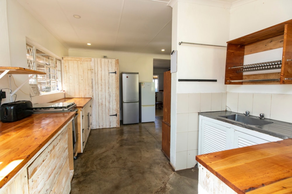 Single-storey house sold in Himeville - 1UB1704530