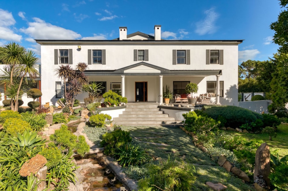 Security estate home sold in High Riding Country Estate - SW1704082 Security estate home sold in High Riding Country Estate - SW1704082