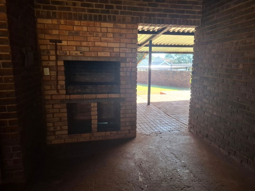 Townhouse for sale in Thabazimbi - 1ER1705203 Townhouse for sale in Thabazimbi - 1ER1705203
