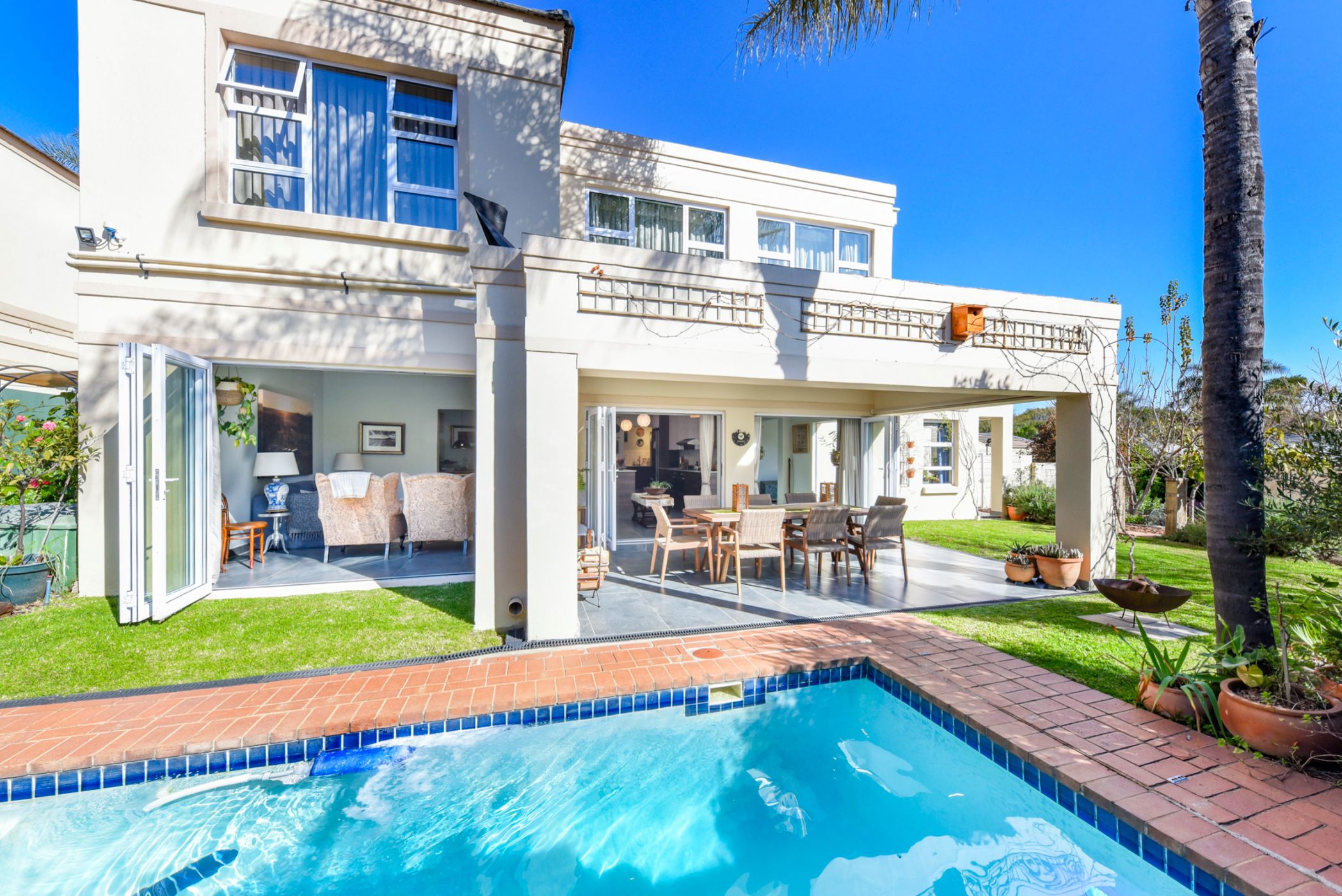 House sold in Sunninghill Gardens - FW1705554