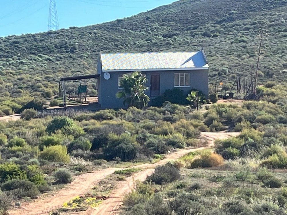 Smallholding let in Springbok - 1NA1694557