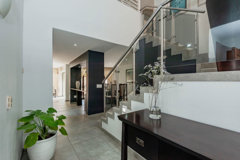 Double-storey house for sale in Bedfordview - BED1705165 Double-storey house for sale in Bedfordview - BED1705165