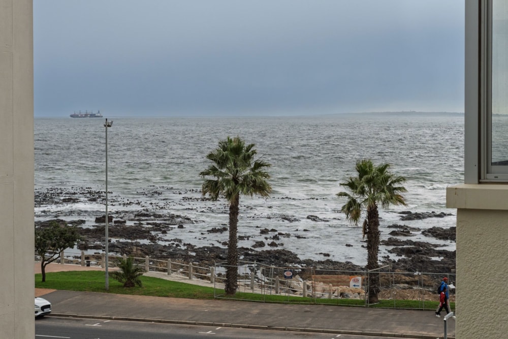 Apartment for sale in Mouille Point - AS1700838