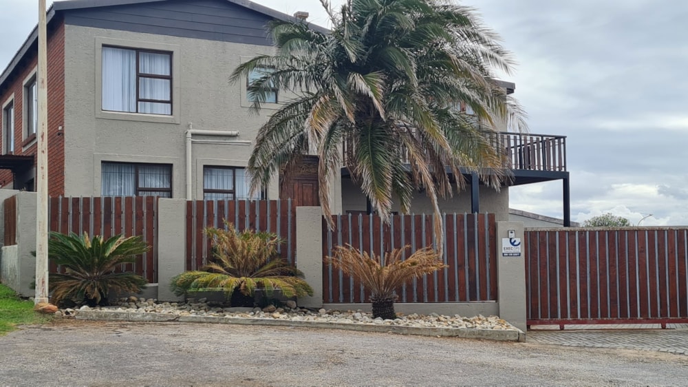 Double-storey house for sale in Wave Crest - 1JF1703769 Double-storey house for sale in Wave Crest - 1JF1703769