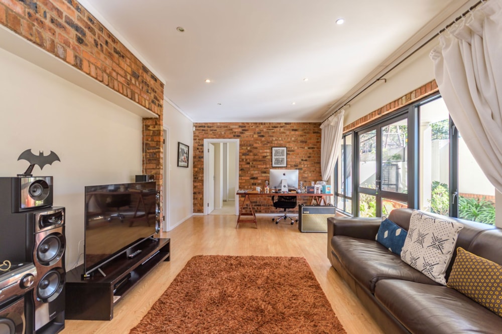 Garden apartment for sale in Morningside, Sandton - HP1705433 Garden apartment for sale in Morningside, Sandton - HP1705433