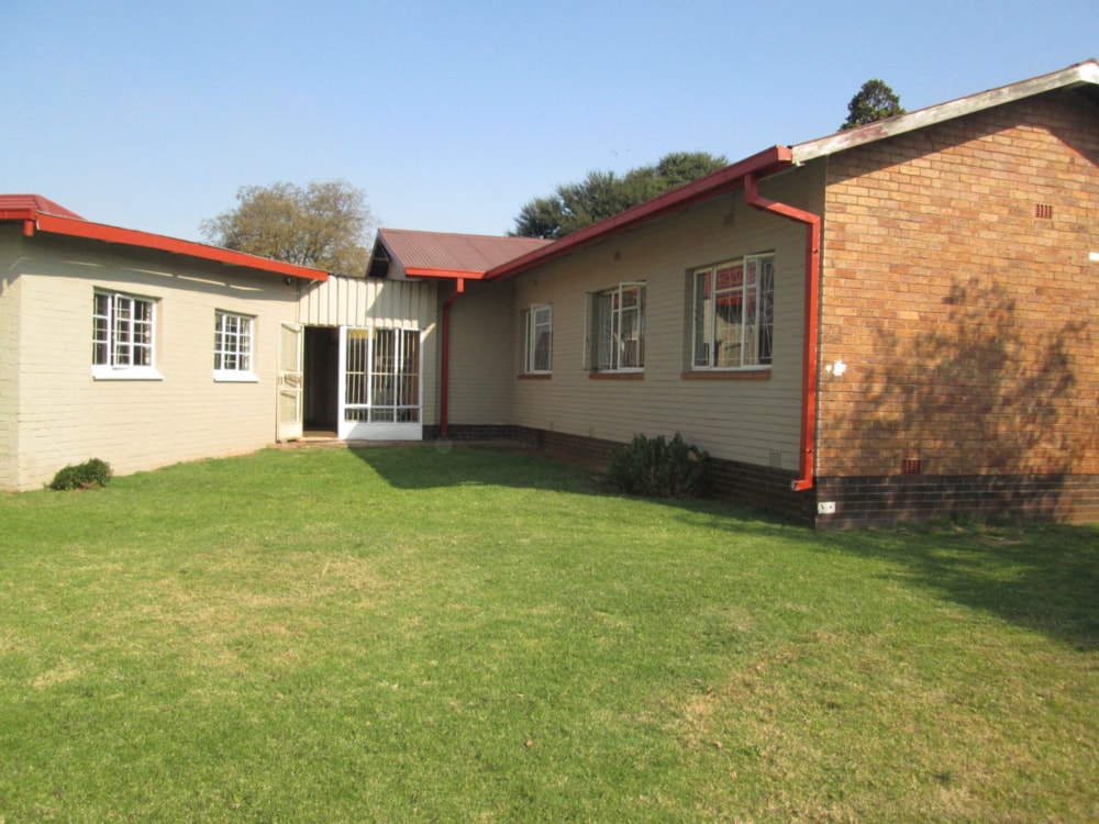 House for sale in Brenthurst - 1BJ1702814 House for sale in Brenthurst - 1BJ1702814
