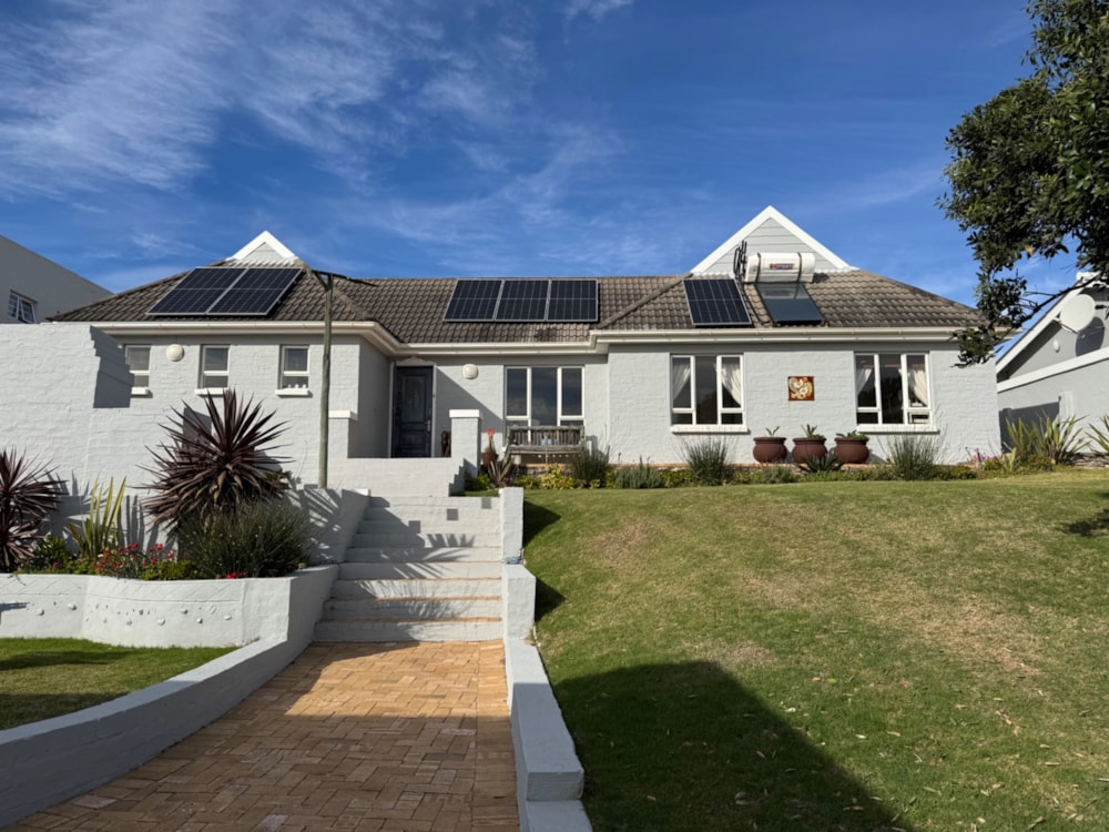 Beachfront villa sold in Cannon Rocks - 1KO1706336 Beachfront villa sold in Cannon Rocks - 1KO1706336