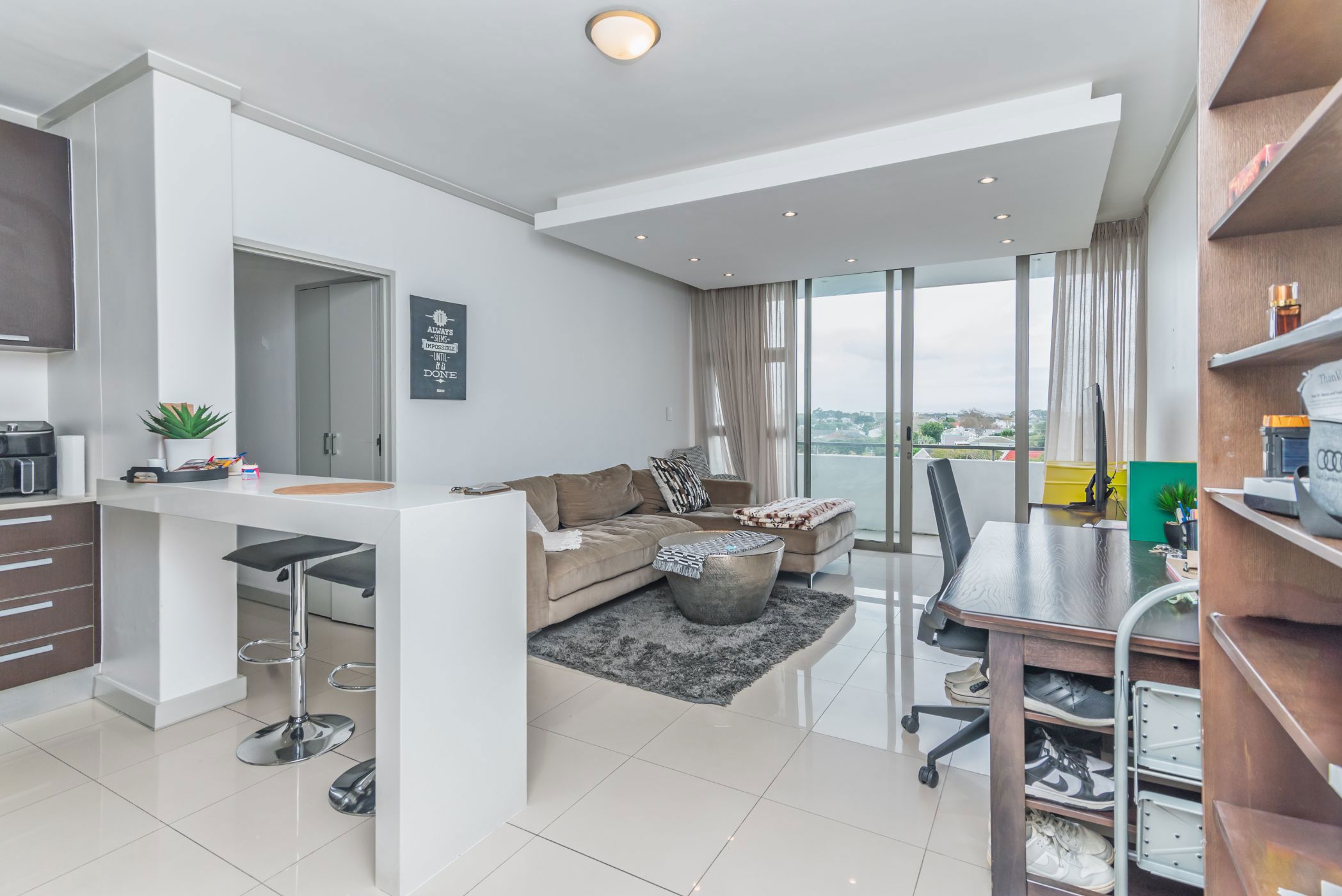 Apartment for sale in Claremont, Cape Town - KW1703982