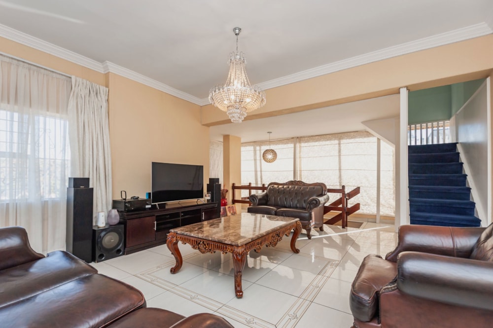 House for sale in Mondeor - 1GV1703791 House for sale in Mondeor - 1GV1703791