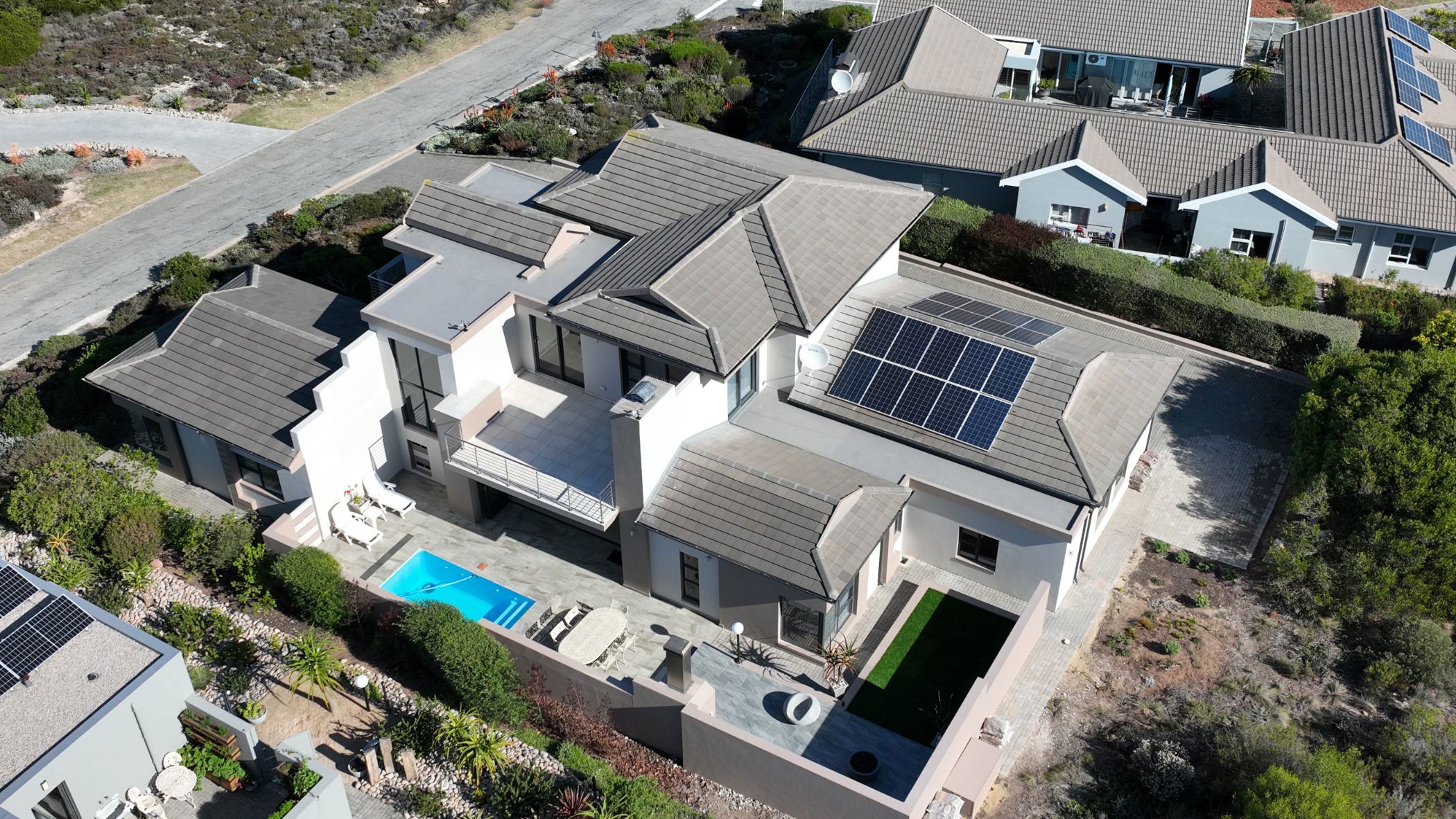 House for sale in Pinnacle Point Golf Estate - 1MB1446086