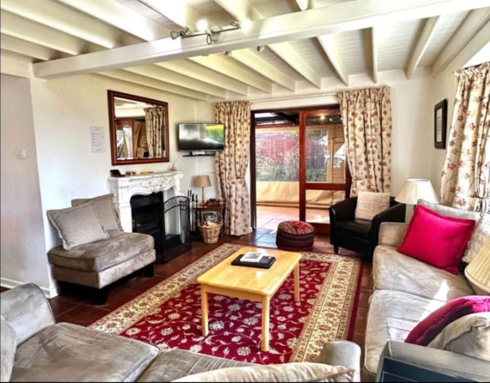 Security complex home for sale in Dullstroom - 1DS1702760