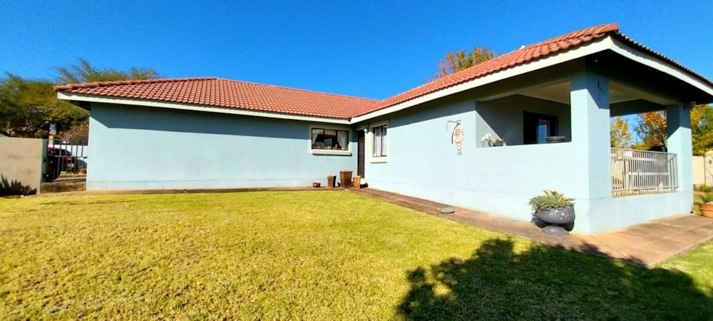 Single-storey house for sale in The Heads, Lydenburg, Mashishing - 1LY1704954 Single-storey house for sale in The Heads, Lydenburg, Mashishing - 1LY1704954