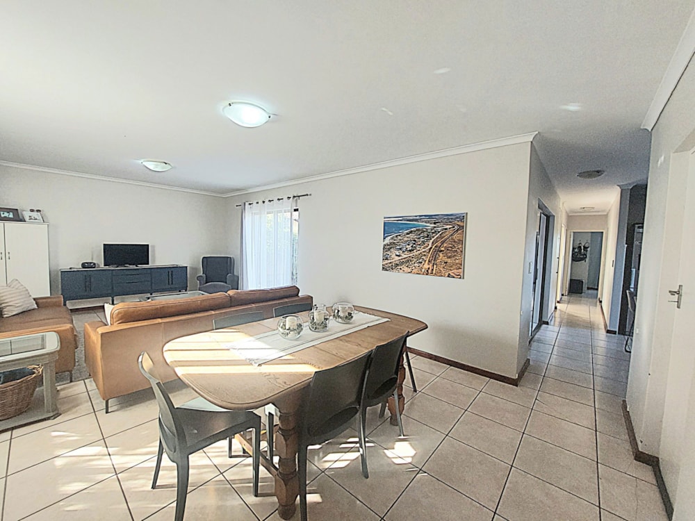 Single-storey house let in Langebaan Country Estate - LBL1703495 Single-storey house let in Langebaan Country Estate - LBL1703495