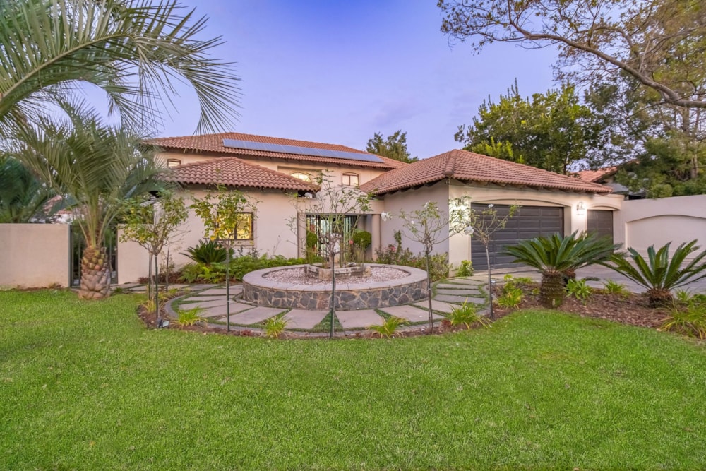 Double-storey house for sale in Dainfern Golf Estate - FW1703542