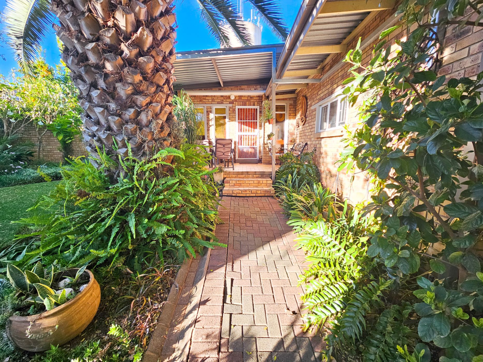 House sold in Uitsig, Bloemfontein - 1BX1705312