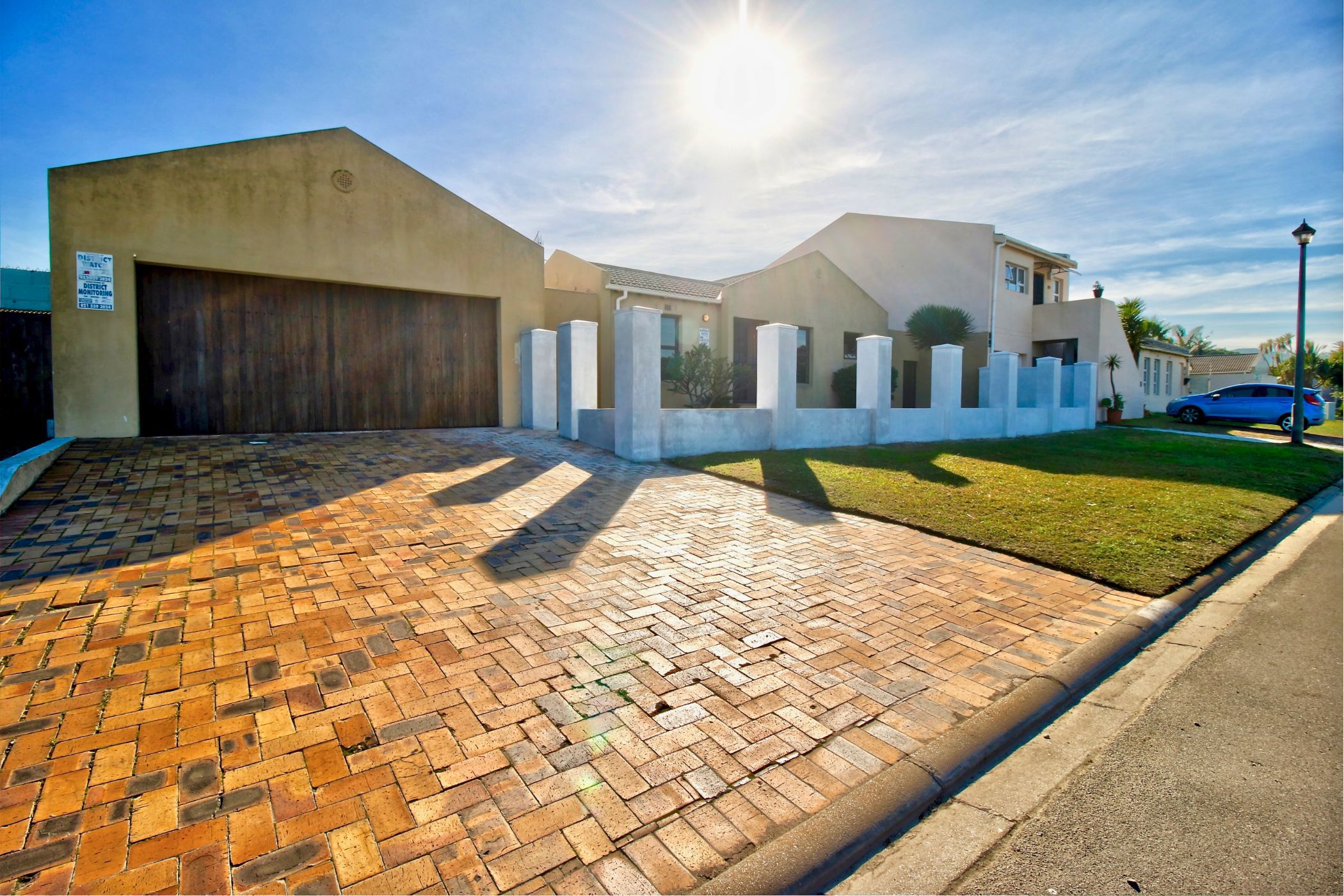 House let in Edgemead - 1PLA1704440