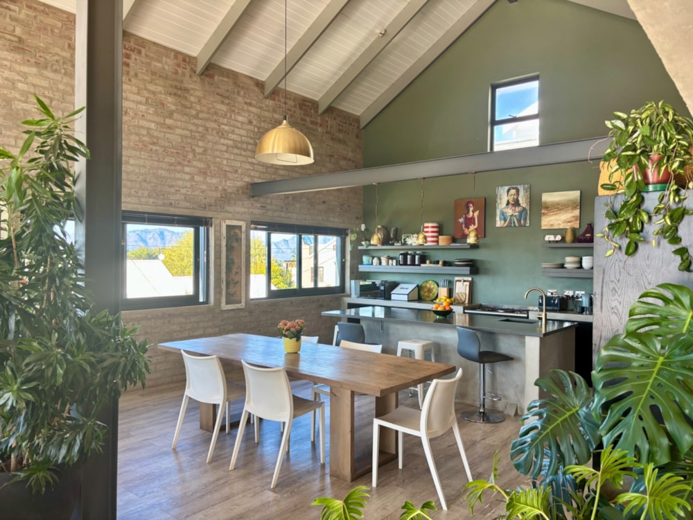 Double-storey house for sale in Riebeek Kasteel - RV1703847 Double-storey house for sale in Riebeek Kasteel - RV1703847