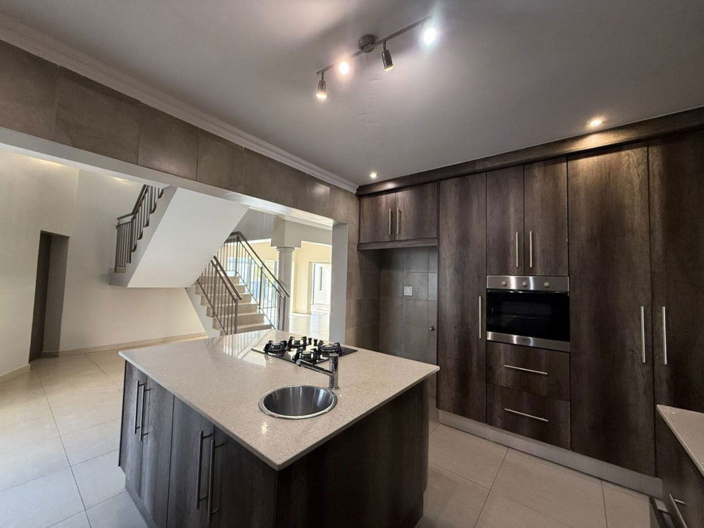 Double-storey house to rent in Copperleaf - 1CU1746006 Double-storey house to rent in Copperleaf - 1CU1746006