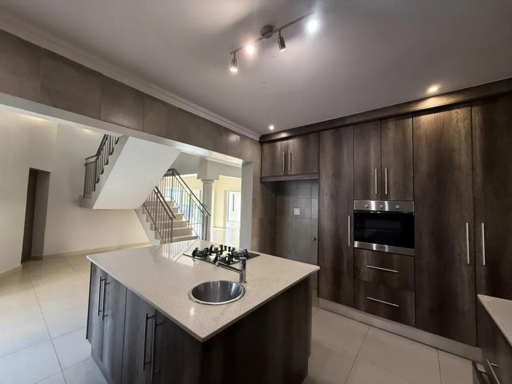 Double-storey house to rent in Copperleaf - 1CU1746006 Double-storey house to rent in Copperleaf - 1CU1746006