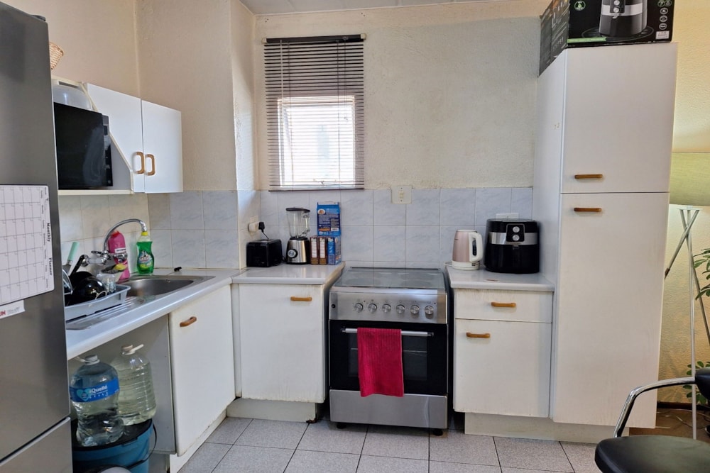 Apartment let in Melville, Johannesburg - RAL1703000 Apartment let in Melville, Johannesburg - RAL1703000