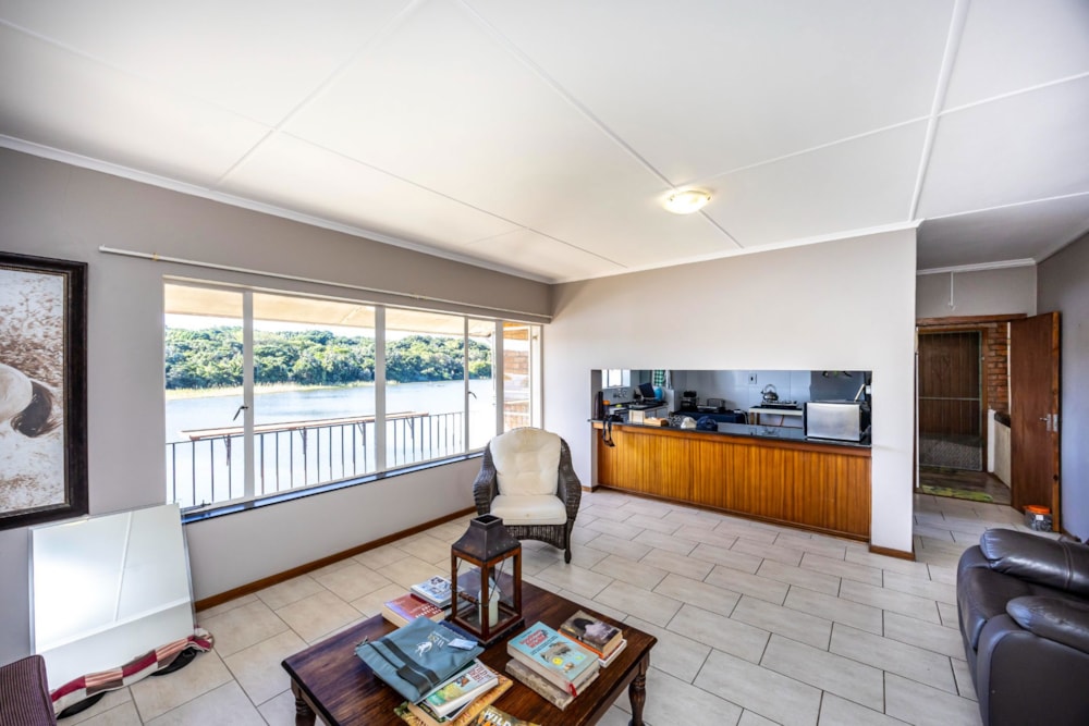 Apartment for sale in Bonza Bay - 1EZ1686401 Apartment for sale in Bonza Bay - 1EZ1686401