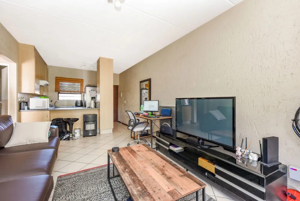 Apartment sold in Lonehill - FW1703424 Apartment sold in Lonehill - FW1703424