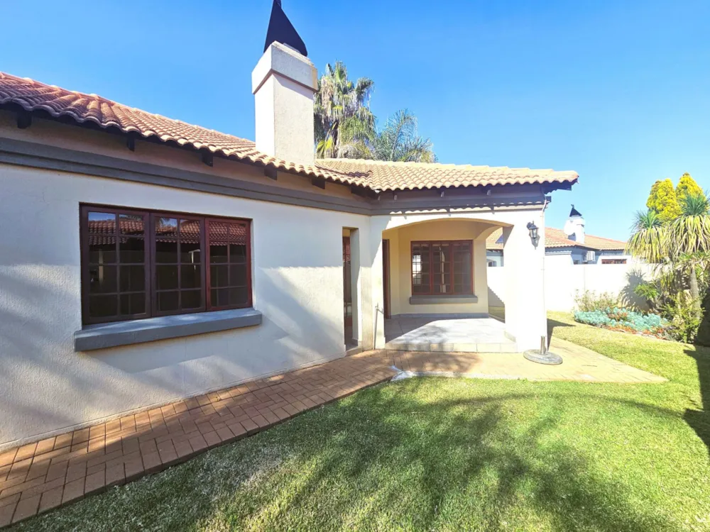 Security complex home let in Melodie - 1HR1747495