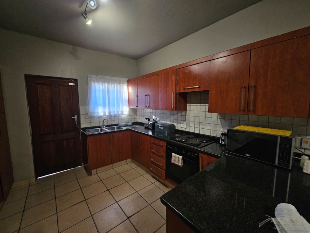 Townhouse let in Bendor Park - 1PS1704751 Townhouse let in Bendor Park - 1PS1704751