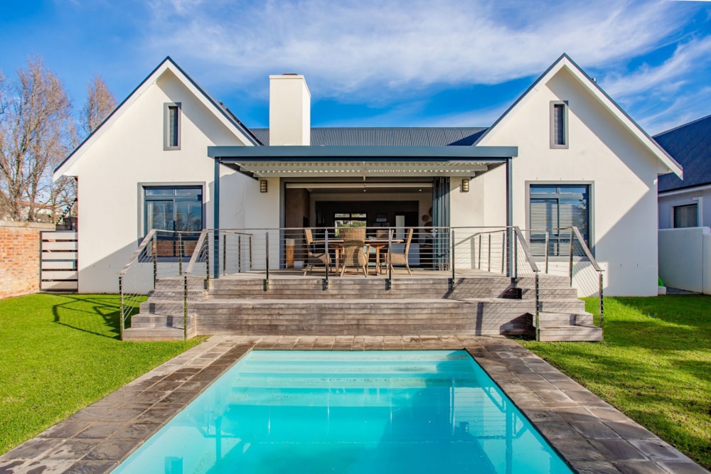 House for sale in Paarl South - TK1705697 House for sale in Paarl South - TK1705697