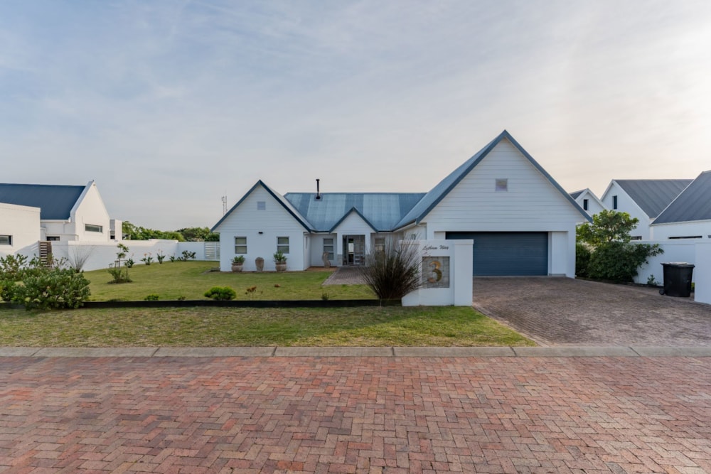 House for sale in St Francis Links - 1SA1705958 House for sale in St Francis Links - 1SA1705958