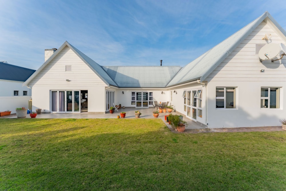 House for sale in St Francis Links - 1SA1705958 House for sale in St Francis Links - 1SA1705958