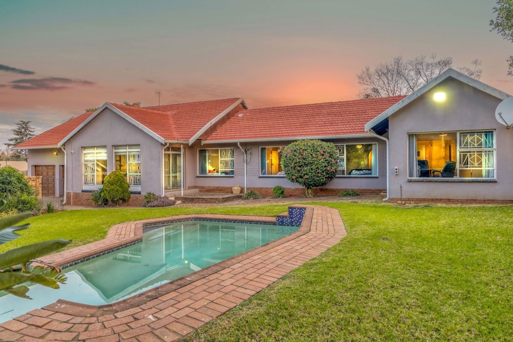 House for sale in Constantia Kloof - RAN1702462 House for sale in Constantia Kloof - RAN1702462