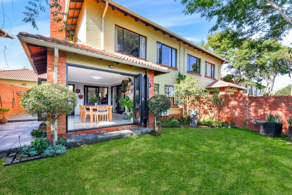 Double-storey house for sale in Douglasdale - FW1705635