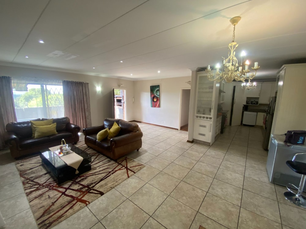 Single-storey house for sale in Prestbury - 1PM1703816