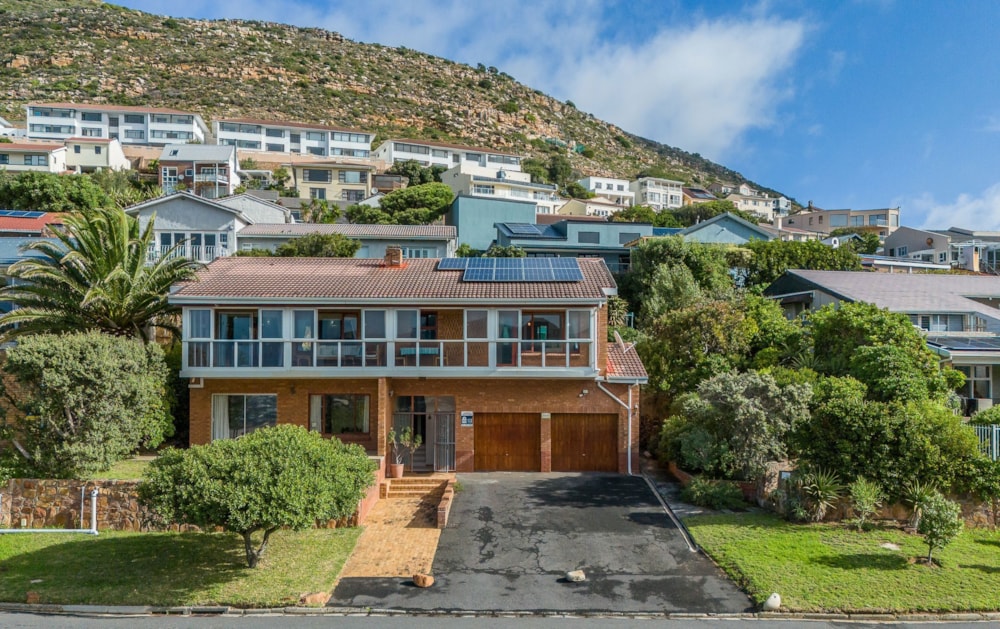 House sold in Fish Hoek - FH1705137 House sold in Fish Hoek - FH1705137